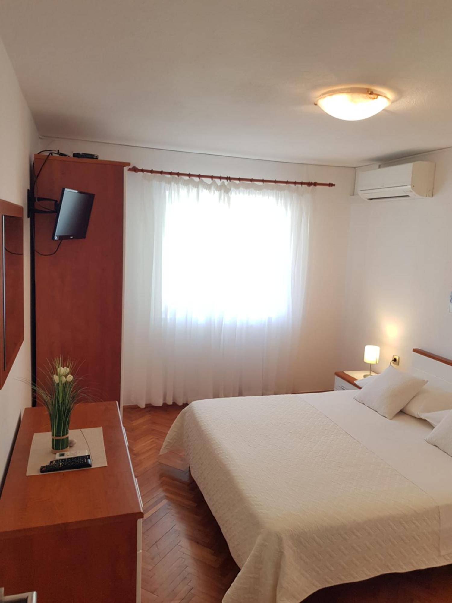 Apartments Huljic Hvar Town Rom bilde