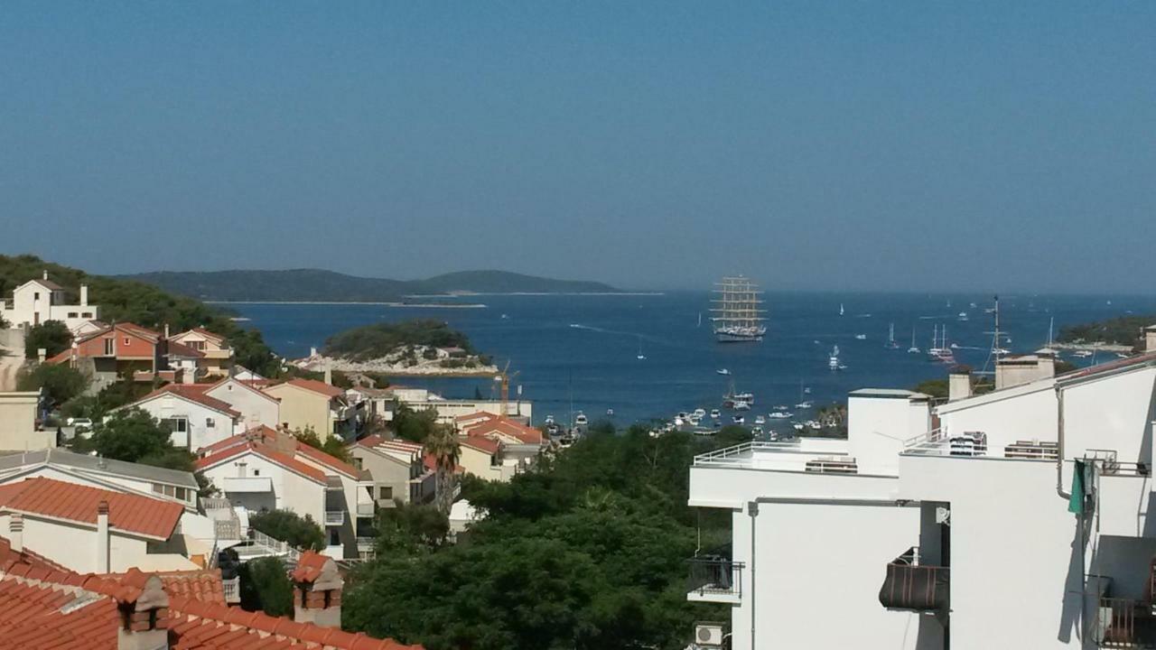 Apartments Huljic Hvar Town Eksteriør bilde